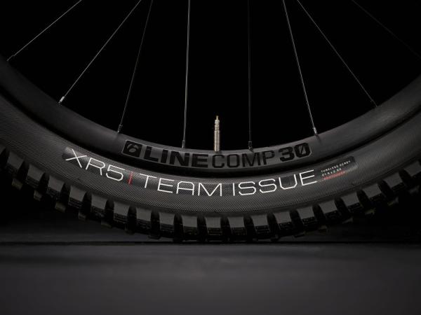 Trek Rail 7 Deore/XT EU L Mercury/Dnister Black Produktbild 10