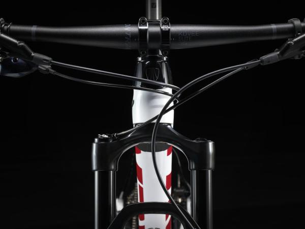 Trek Procaliber 9.7 ML 29 Crystal White/Trek Black Produktbild 9