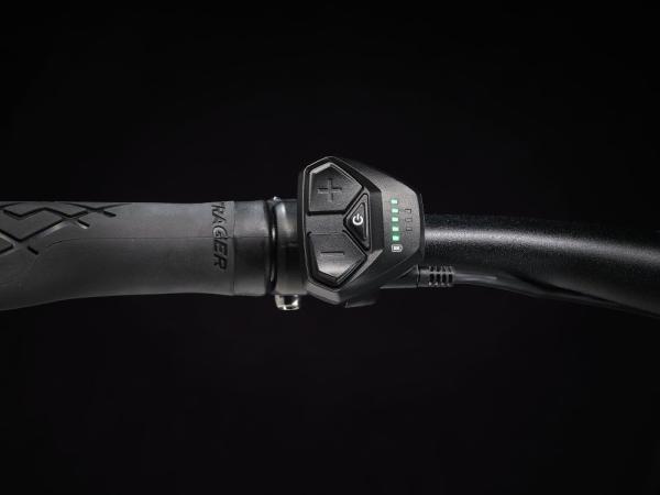 Trek FX+ 2 L Viper Red Produktbild 5