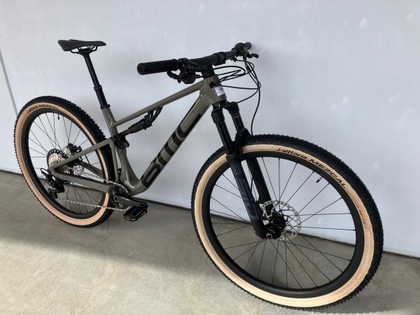 BMC Fourstroke 01 Two - Gr. S-XL verf&uuml;gbar, DIE EINZIGEN IN EUROPA Produktbild 1