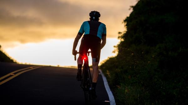 Bontrager Beleuchtung BNT Flare RT USB-wiederaufladbare R&uuml;ck Produktbild 11